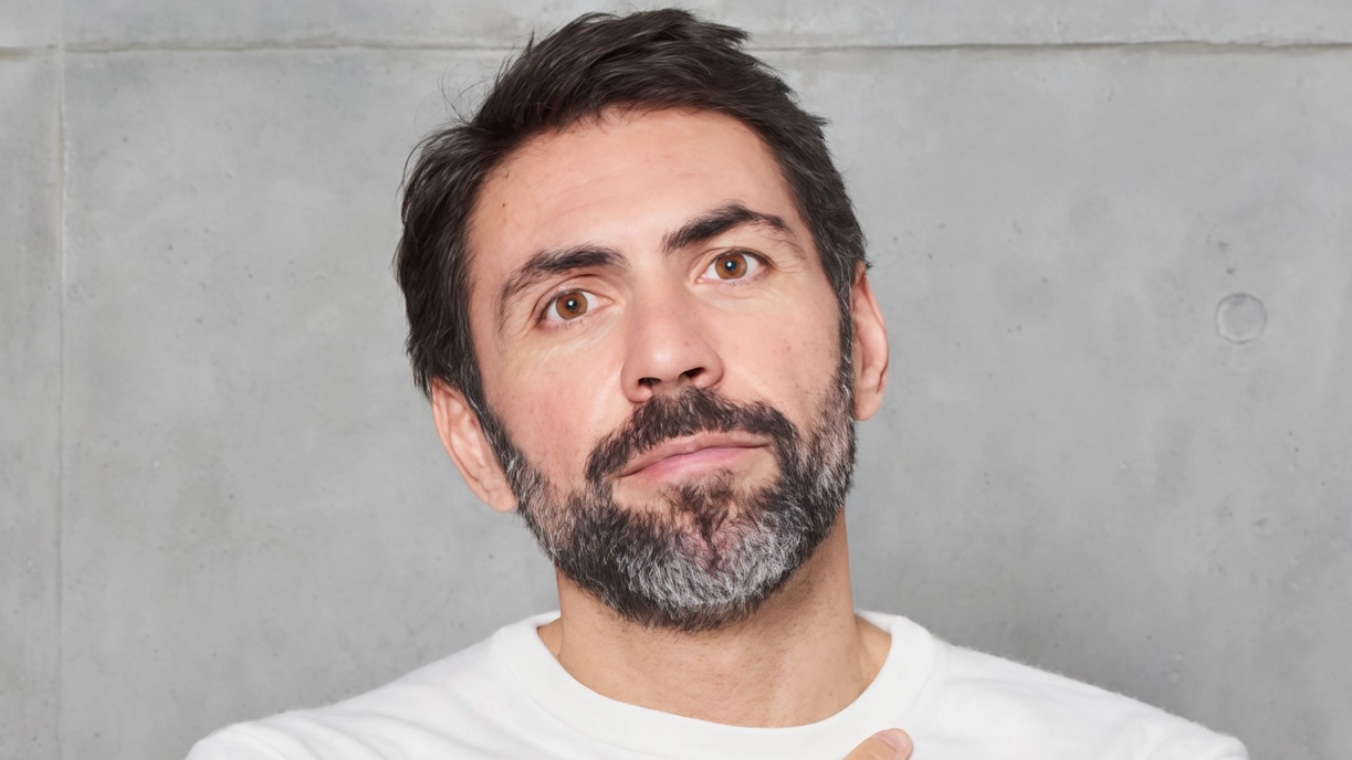 La capacità di meravigliarsi, di fermarsi a pensare e a stupirsi anche delle piccole cose come chiave per la felicità... La capacità di meravigliarsi, di fermarsi a pensare e a stupirsi anche delle piccole cose come chiave per la felicità...