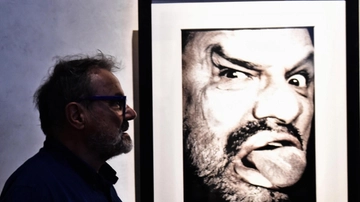 Oliviero Toscani: il fotografo che smascherava ipocrisie e assurdità del consumismo, senza perdere il buonumore