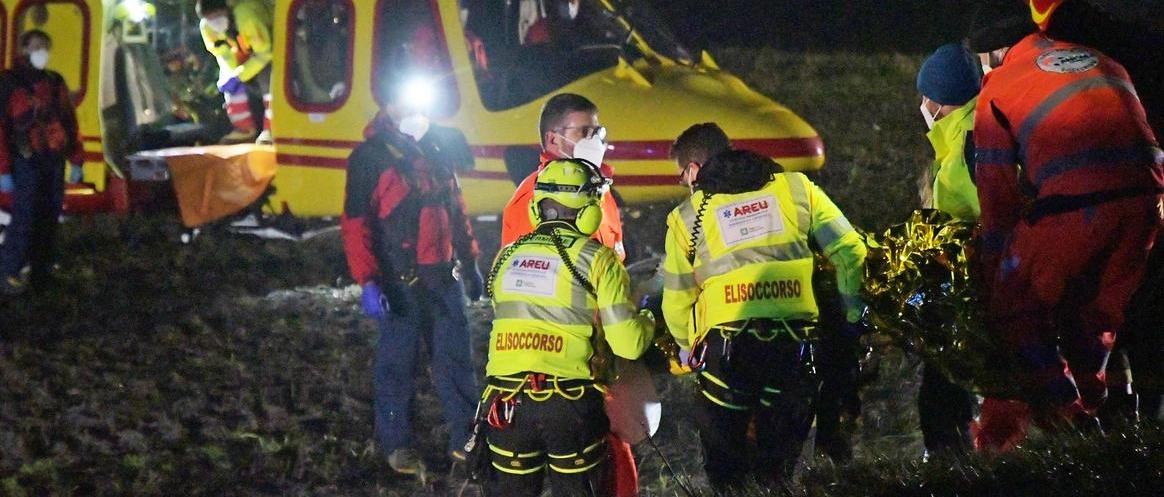 Luino: maxi-rissa in stazione, ventenne accoltellato alla gamba e alla testa