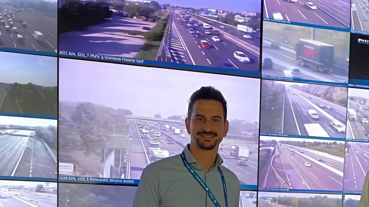 A destra Lorenzo Zucchini responsabile Esercizio Direzione di secondo tronco di Autostrade per l’Italia A destra Lorenzo Zucchini responsabile Esercizio Direzione di secondo tronco di Autostrade per l’Italia