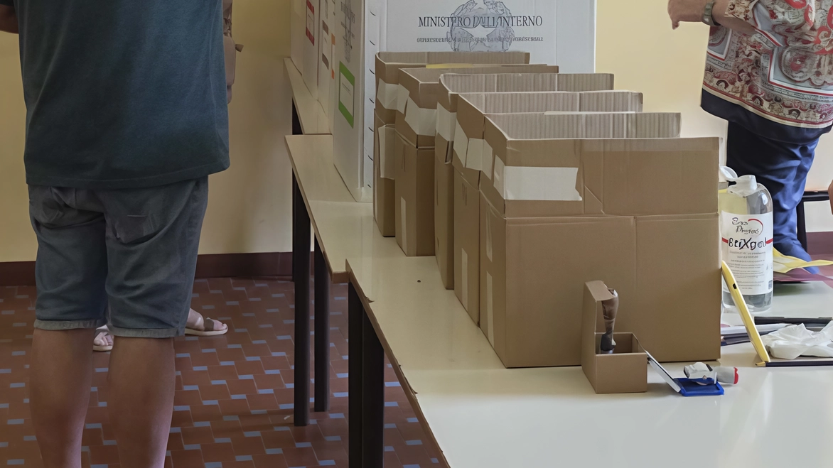 In provincia di Cremona la percentuale di votanti è stata inferiore di circa tre punti rispetto a quella regionale... In provincia di Cremona la percentuale di votanti è stata inferiore di circa tre punti rispetto a quella regionale...