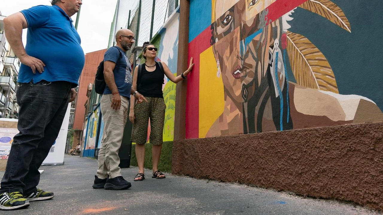 Il rione Vittoria è sempre più il quartiere dei murales. Gli ultimi lavori sono stati inaugurati sabato sera lungo... Il rione Vittoria è sempre più il quartiere dei murales. Gli ultimi lavori sono stati inaugurati sabato sera lungo...