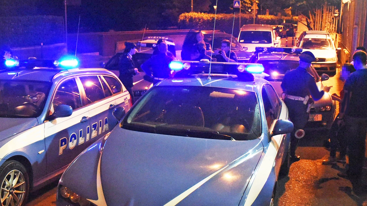 È intervenuta la polizia È intervenuta la polizia