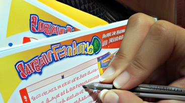 Il Jackpot del SuperEnalotto raggiunge 86,8 milioni di euro dopo l'estrazione senza "6". A Rescaldina un fortunato vince 88.419,18€. Il Jackpot del SuperEnalotto raggiunge 86,8 milioni di euro dopo l'estrazione senza "6". A Rescaldina un fortunato vince 88.419,18€.