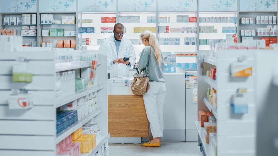 Farmacie di turno a Milano aperte oggi, 14 luglio 2025