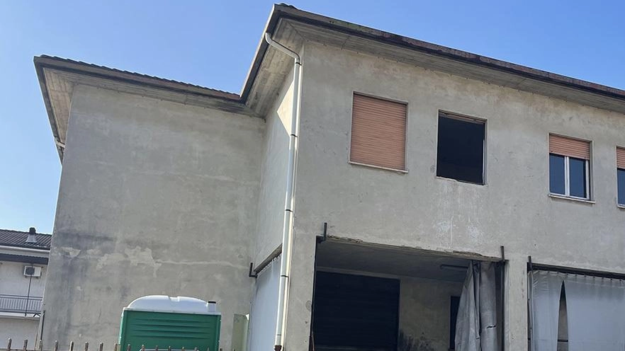 Lo stabile strappato al malaffare nel 2021 dopo tanto abbandono è stato consegnato al municipio Lo stabile strappato al malaffare nel 2021 dopo tanto abbandono è stato consegnato al municipio