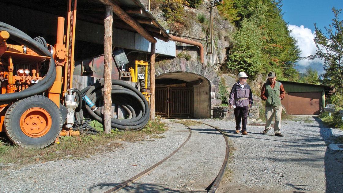 miniera d uranio fantasma la pesante eredità è una discarica abusiva