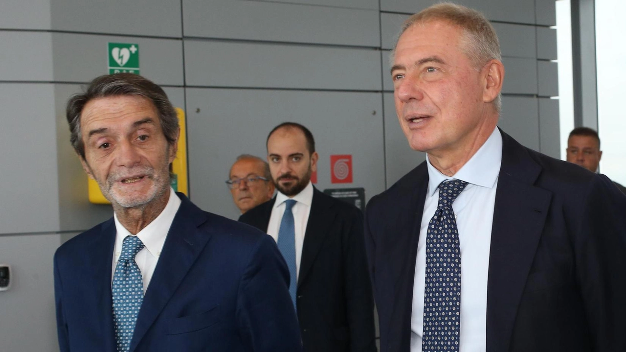 Il presidente della Regione Lombardia, Attilio Fontana, con il ministro Adolfo Urso Il presidente della Regione Lombardia, Attilio Fontana, con il ministro Adolfo Urso