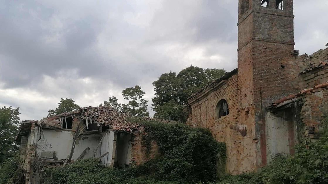 sos per la chiesa degradata la pi249 amata da verdi