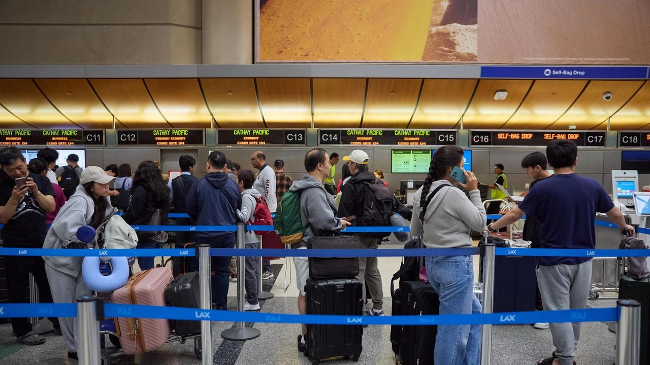 Livello 4, 'non viaggiare nella regione' Livello 4, 'non viaggiare nella regione'