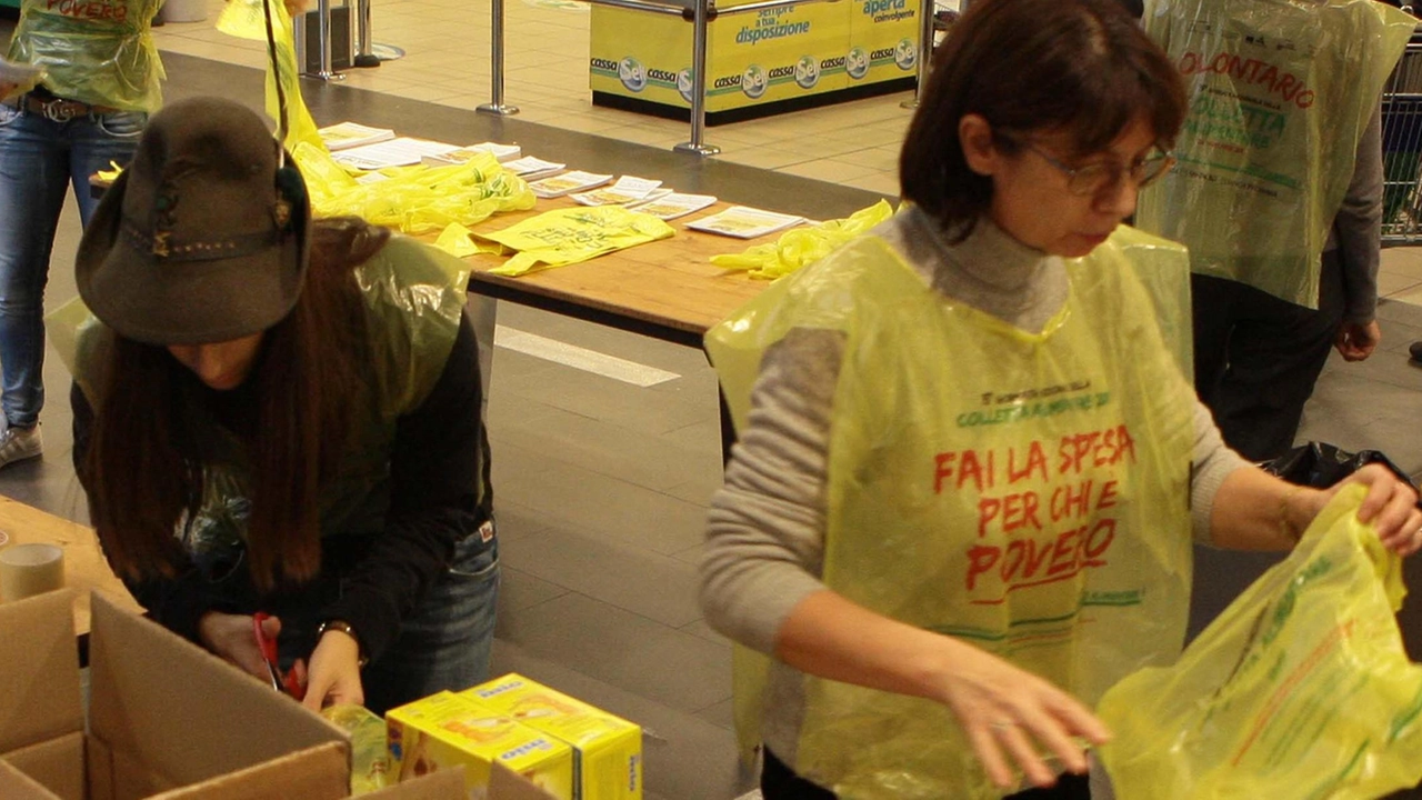 La Colletta alimentare è uno dei momenti più partecipati con tonnellate di merce donata