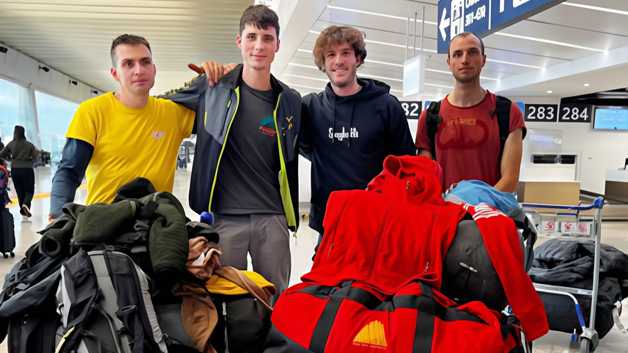 Ritorno in Patagonia per i Ragni di Lecco con Luca Schiera e Giacomo Mauri che quest’anno sono in compagnia... Ritorno in Patagonia per i Ragni di Lecco con Luca Schiera e Giacomo Mauri che quest’anno sono in compagnia...