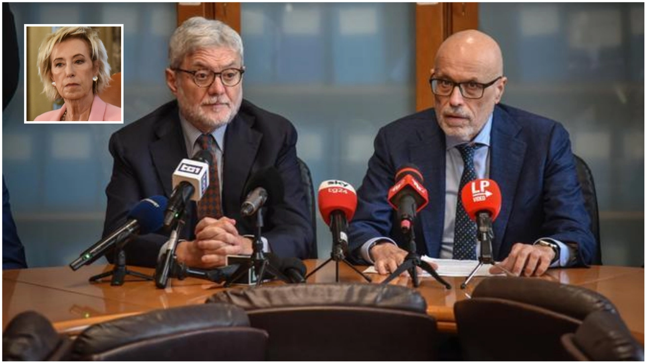 Giovanni Melillo (a sinistra) procuratore nazionale Antimafia e Marcello Viola procuratore capo di Milano. Nel riquadro Letizia Moratti Giovanni Melillo (a sinistra) procuratore nazionale Antimafia e Marcello Viola procuratore capo di Milano. Nel riquadro Letizia Moratti