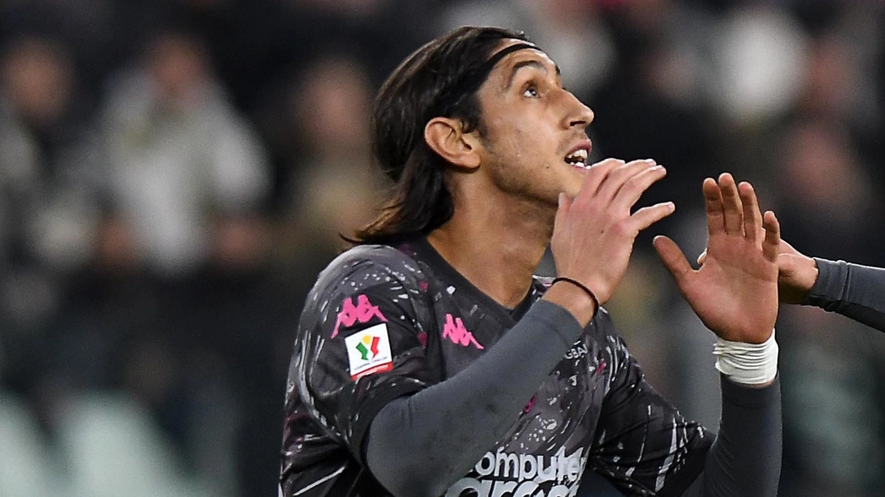 Il mercato della Cremonese rimane intenso: diverse le trattative per completare l’organico. Gli ultimi giorni hanno sancito anche a livello... Il mercato della Cremonese rimane intenso: diverse le trattative per completare l’organico. Gli ultimi giorni hanno sancito anche a livello...