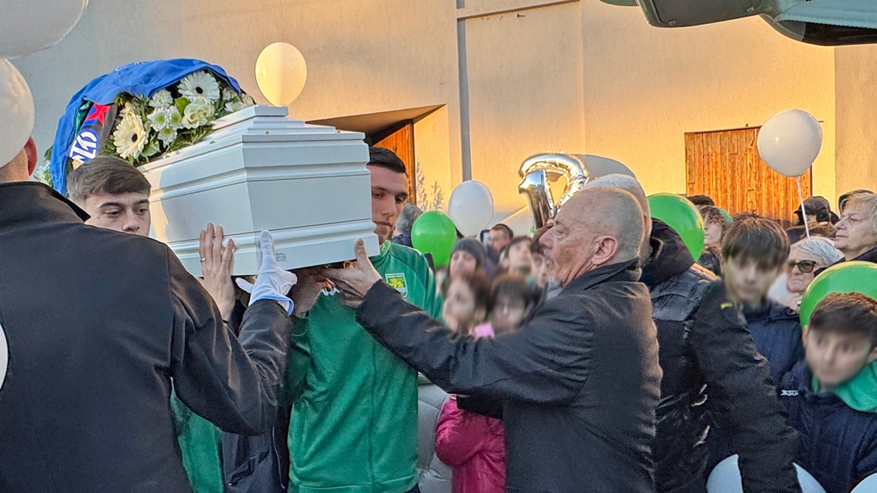 I funerali del piccolo Oscar a Rozzano I funerali del piccolo Oscar a Rozzano