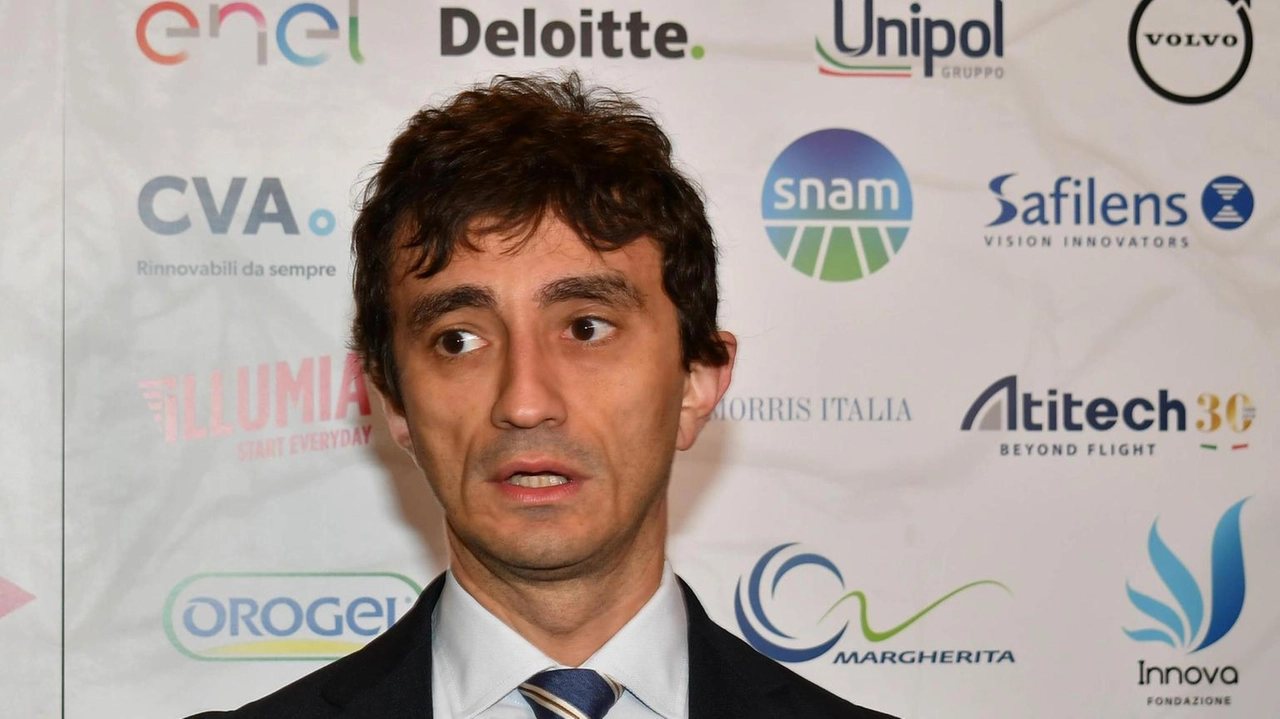 Galeazzo Bignami critica la proposta di cittadinanza di Forza Italia e solleva dubbi sul terzo mandato.