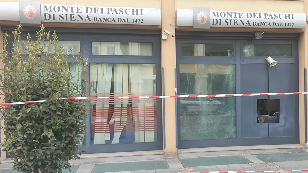 È stato sentito anche nelle zone periferiche di Magenta il forte boato che, nella notte tra domenica e lunedì,...
