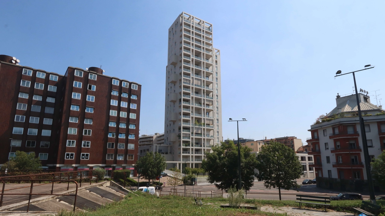 Torre Milano sorge tra via Stresa e piazza Carbonari nel quartiere Maggiolina: 82 metri d’altezza, oltre 80 appartamenti, spazi condivisi, palestra, piscina e un belvedere ’esclusivo’ Torre Milano sorge tra via Stresa e piazza Carbonari nel quartiere Maggiolina: 82 metri d’altezza, oltre 80 appartamenti, spazi condivisi, palestra, piscina e un belvedere ’esclusivo’