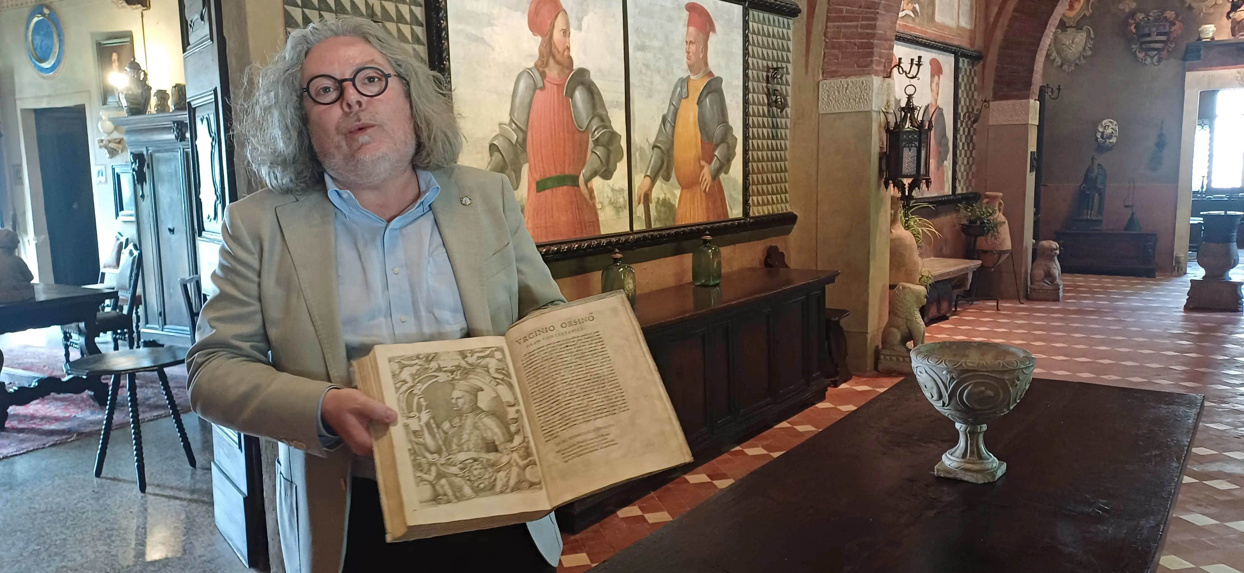 Rocca di Lonato, dal libro più piccolo del mondo al misticismo in bianco e nero di Kenro Izu