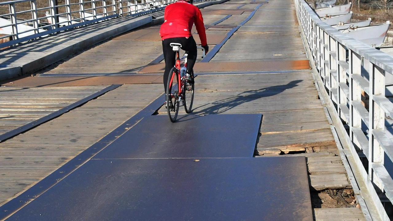 Il ponte di Bereguardo così come si presenta oggi Il costo dell’intervento che porterà ad avere un viadotto risanato è pari a 3,2 milioni di euro Il ponte di Bereguardo così come si presenta oggi Il costo dell’intervento che porterà ad avere un viadotto risanato è pari a 3,2 milioni di euro