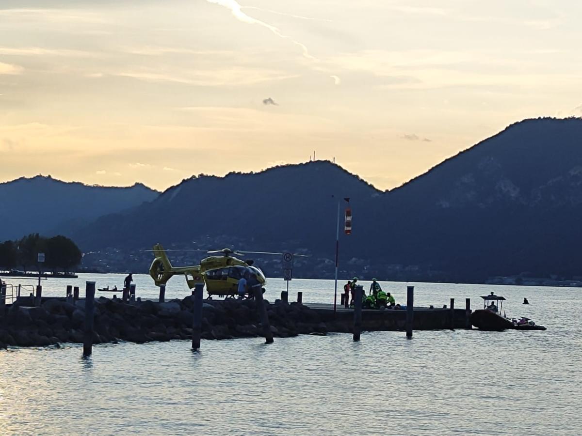 Iseo, nuota nel lago per allenarsi a una gara: donna recuperata in acqua in gravissime condizioni Iseo, nuota nel lago per allenarsi a una gara: donna recuperata in acqua in gravissime condizioni