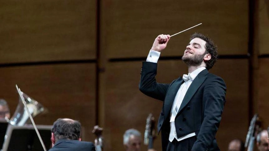 Il direttore musicale Emmanuel Tjeknavorian protagonista venerdì e domenica all’Auditorium di Milano Il direttore musicale Emmanuel Tjeknavorian protagonista venerdì e domenica all’Auditorium di Milano