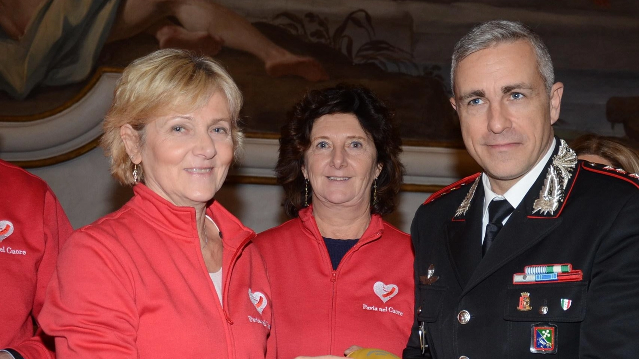 Sedici defibrillatori sono stati donati ai carabinieri grazie al contributo della Fondazione comunitaria della provincia di Pavia e alla Fondazione... Sedici defibrillatori sono stati donati ai carabinieri grazie al contributo della Fondazione comunitaria della provincia di Pavia e alla Fondazione...