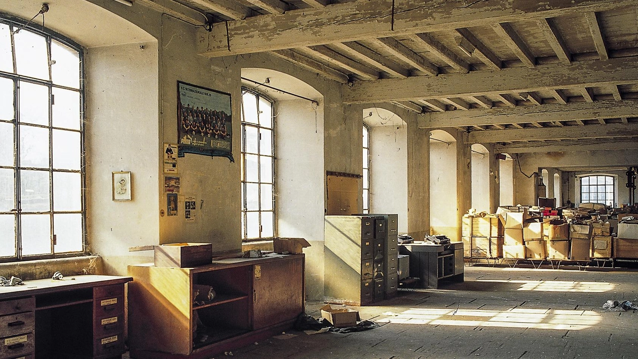 L’industria metallurgica rimasta in funzione dal 1990 al ’96 è stata ristrutturata. Le sale accoglieranno attività culturali accanto a turbine e macchinari d’epoca.