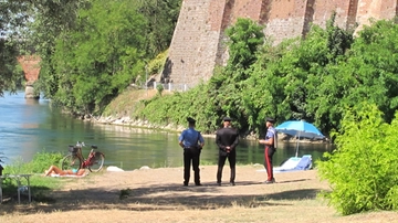 Adda, la triste conta dei morti e l’appello dei sindaci: “Il fiume è pericoloso, basta bagni”