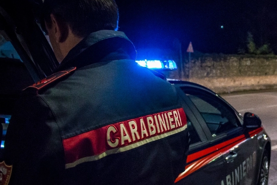 In campo anche i Ris dei carabinieri, alla ricerca di materiale genetico che consenta di risalire al Dna dell'aggressore