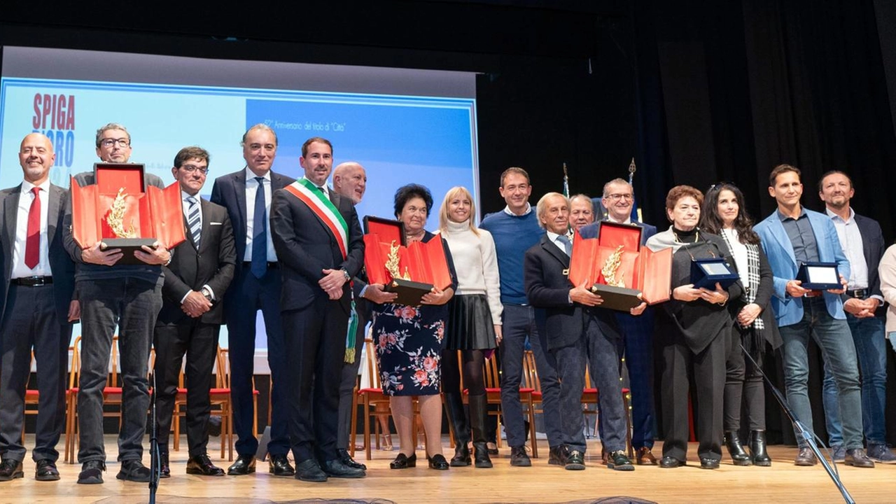 Cinisello, cultura e impegno sociale nella 34esima edizione della Spiga d’oro. Tra i premiati il CineTeatro Pax per i suoi 70 anni e l’associazione Vo.Ci.. Cinisello, cultura e impegno sociale nella 34esima edizione della Spiga d’oro. Tra i premiati il CineTeatro Pax per i suoi 70 anni e l’associazione Vo.Ci..