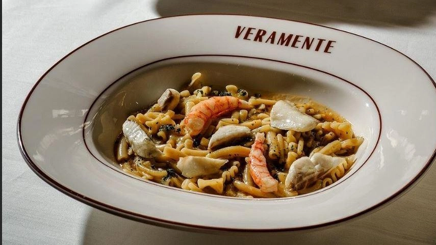 Scopri il ristorante Veramente a Milano, un baluardo della cucina italiana tradizionale creato dai Brianza Boys. Scopri il ristorante Veramente a Milano, un baluardo della cucina italiana tradizionale creato dai Brianza Boys.