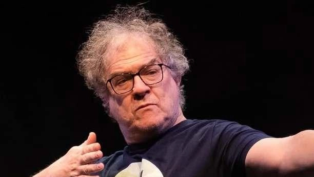 Andrea Pennacchi “Una Piccola Odissea“ domani in piazza della Pace ad Osnago