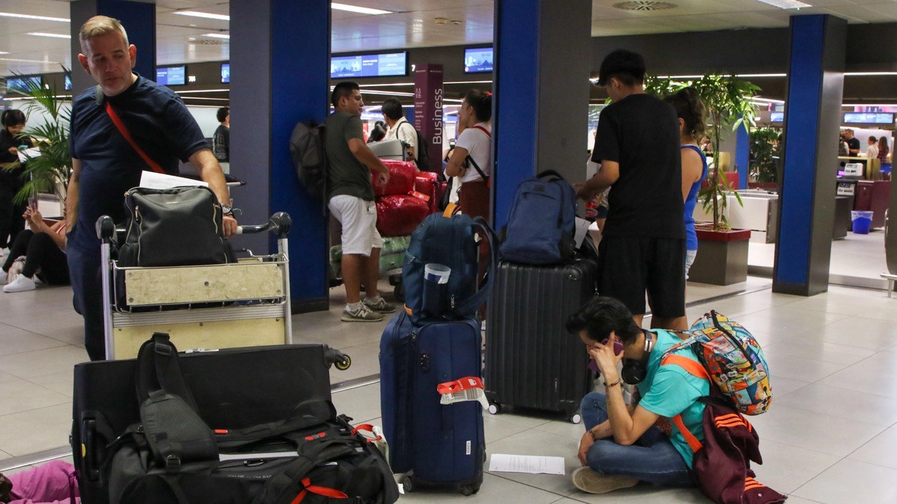 Milano, aeroporto di Linate disagi Milano, aeroporto di Linate disagi