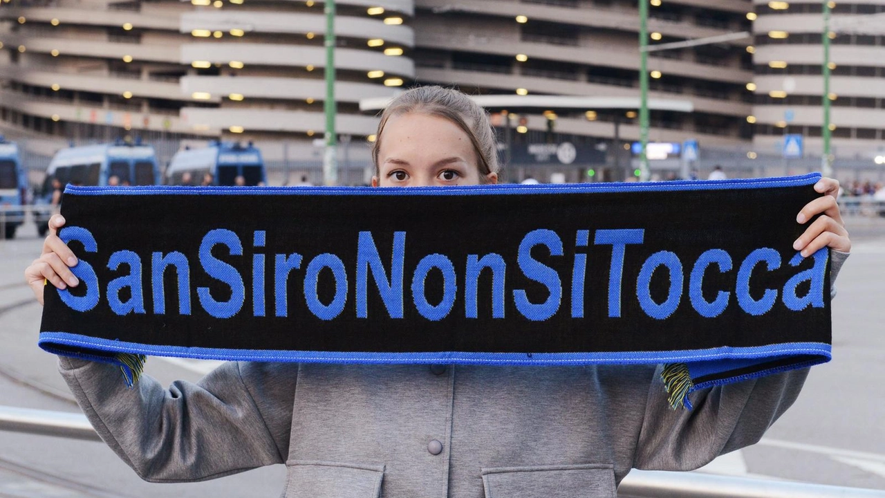Il promoter di concerti Claudio Trotta: "Impossibile presentare un’alternativa in 37 giorni". I comitati si mobilitano con la battaglia legale. Il sindaco: "Necessità di chiudere entro l’estate".