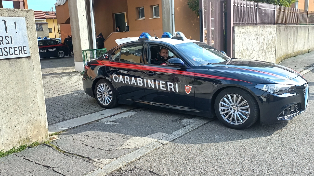 I carabinieri sono intervenuti per calmare gli animi I carabinieri sono intervenuti per calmare gli animi