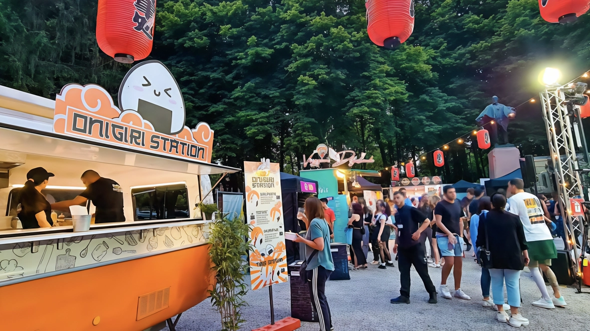 Torna l’Asian street food Festival ai Boschetti Reali: profumi di spezie antiche, colori accesi e sapori autentici protagonisti da oggi a domenica Torna l’Asian street food Festival ai Boschetti Reali: profumi di spezie antiche, colori accesi e sapori autentici protagonisti da oggi a domenica
