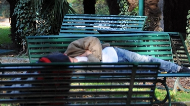 Il clochard è stato trovato privo di vita in viale Belforte a Varese