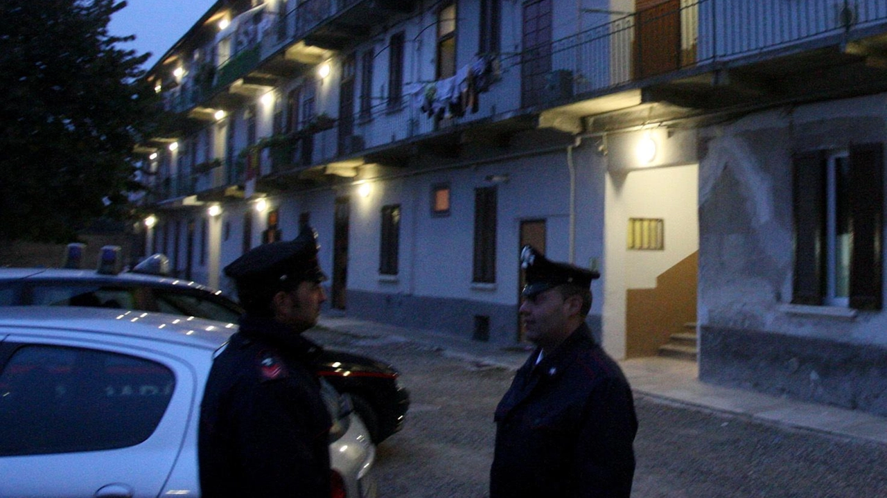 Prima che potesse entrare in azione è stato riconosciuto e bloccato dai carabinieri Prima che potesse entrare in azione è stato riconosciuto e bloccato dai carabinieri