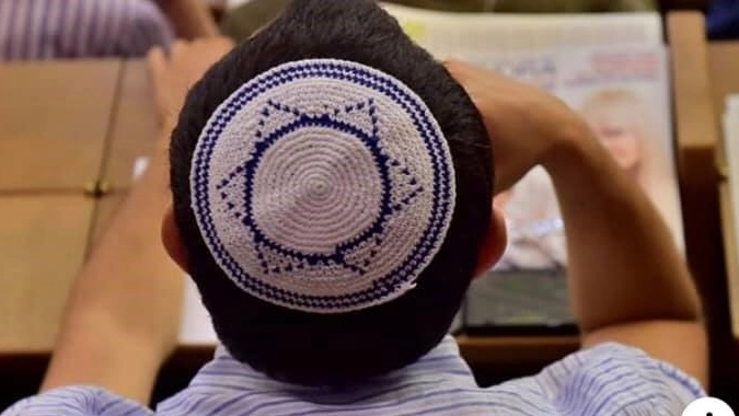 Ragazzo con la kippah (Archivio) Ragazzo con la kippah (Archivio)