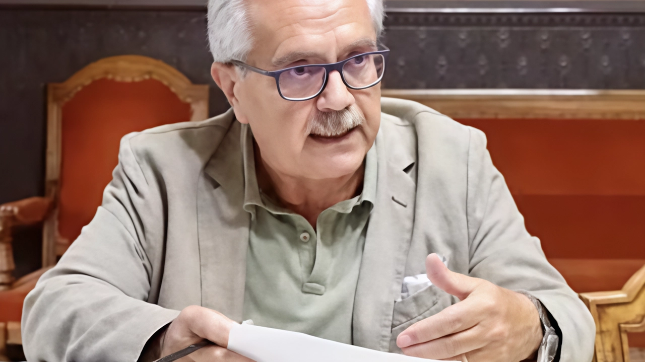Il senso unico è già stato modificato, prima ancora di entrare in vigore. Fa discutere la decisione dell’Amministrazione comunale... Il senso unico è già stato modificato, prima ancora di entrare in vigore. Fa discutere la decisione dell’Amministrazione comunale...