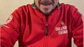 Si è scusato e si è rammaricato della reazione avuta nei confronti dei due soccorritori della Croce rossa di Gallarate.... Si è scusato e si è rammaricato della reazione avuta nei confronti dei due soccorritori della Croce rossa di Gallarate....
