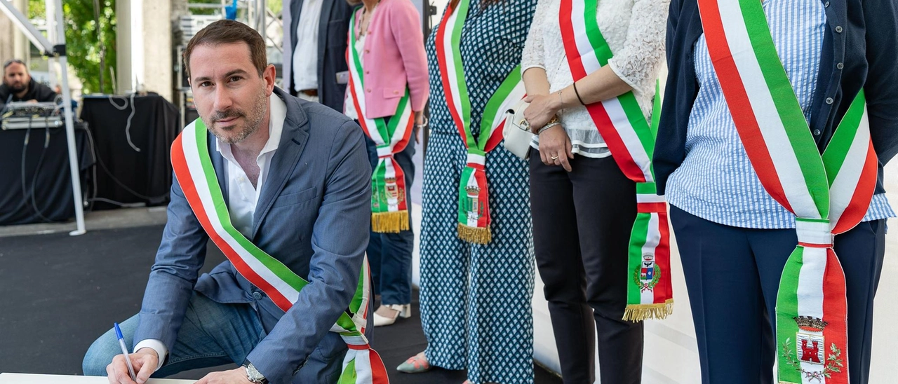 Edufest: l’uso di telefonini e social. I sindaci firmano i Patti Digitali