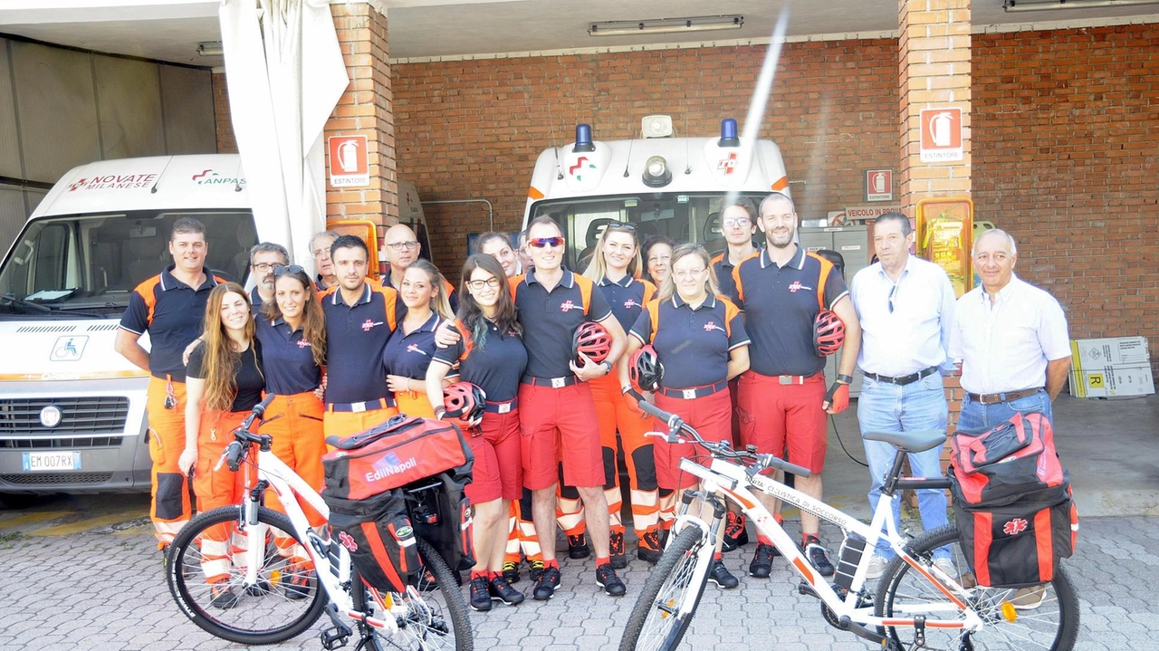 Iscrizioni aperte per il 38° corso soccorritori della Sos a Novate Milanese. Aperto a cittadini dai 18 anni in su, con possibilità di partecipare anche senza ambulanza. Fondazione nel 1984, la Sos offre servizi di soccorso con spirito di solidarietà. Per info: formazione@sosnovate.it. Iscrizioni aperte per il 38° corso soccorritori della Sos a Novate Milanese. Aperto a cittadini dai 18 anni in su, con possibilità di partecipare anche senza ambulanza. Fondazione nel 1984, la Sos offre servizi di soccorso con spirito di solidarietà. Per info: formazione@sosnovate.it.