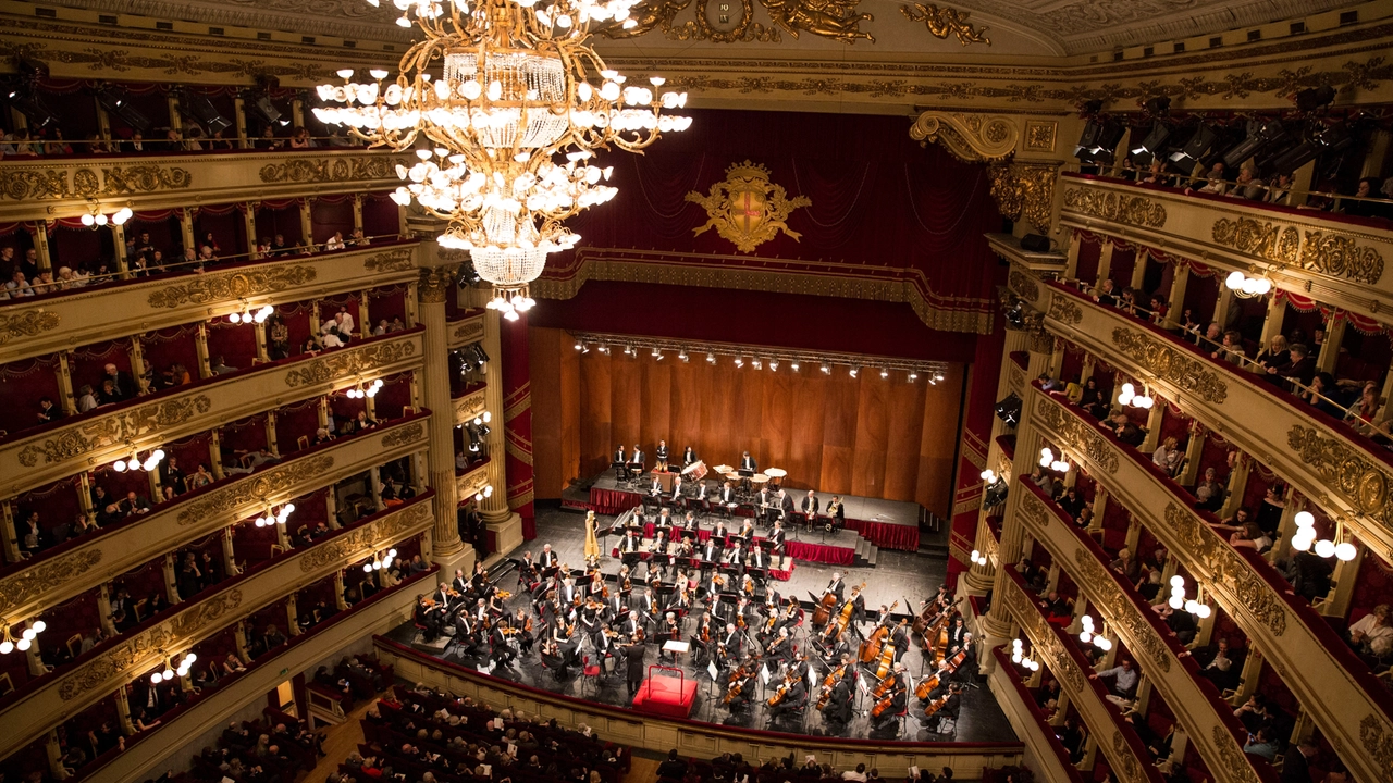 Il Teatro alla Scala di Milano Il Teatro alla Scala di Milano