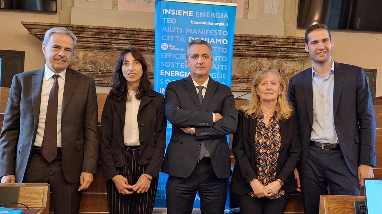 La presentazione di Banco dell’energia, Comune Fondazione Lgh e Casa della comunità La presentazione di Banco dell’energia, Comune Fondazione Lgh e Casa della comunità