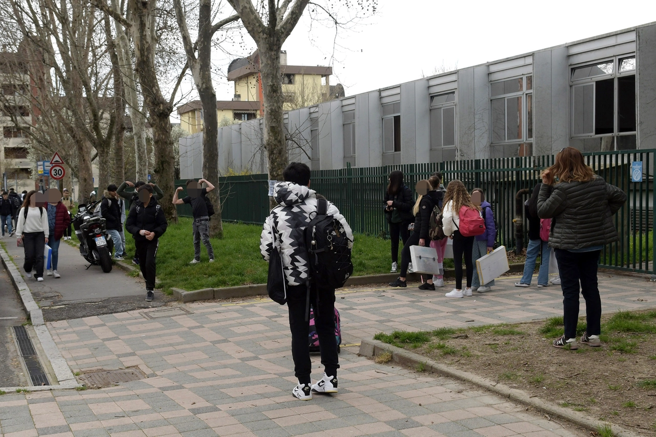La scuola di Pioltello al centro della polemica