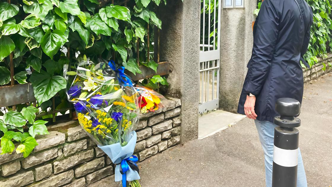 Omicidio Riccardo Claris. Un solo fendente fatale. Caccia ai video nei telefoni Omicidio Riccardo Claris. Un solo fendente fatale. Caccia ai video nei telefoni