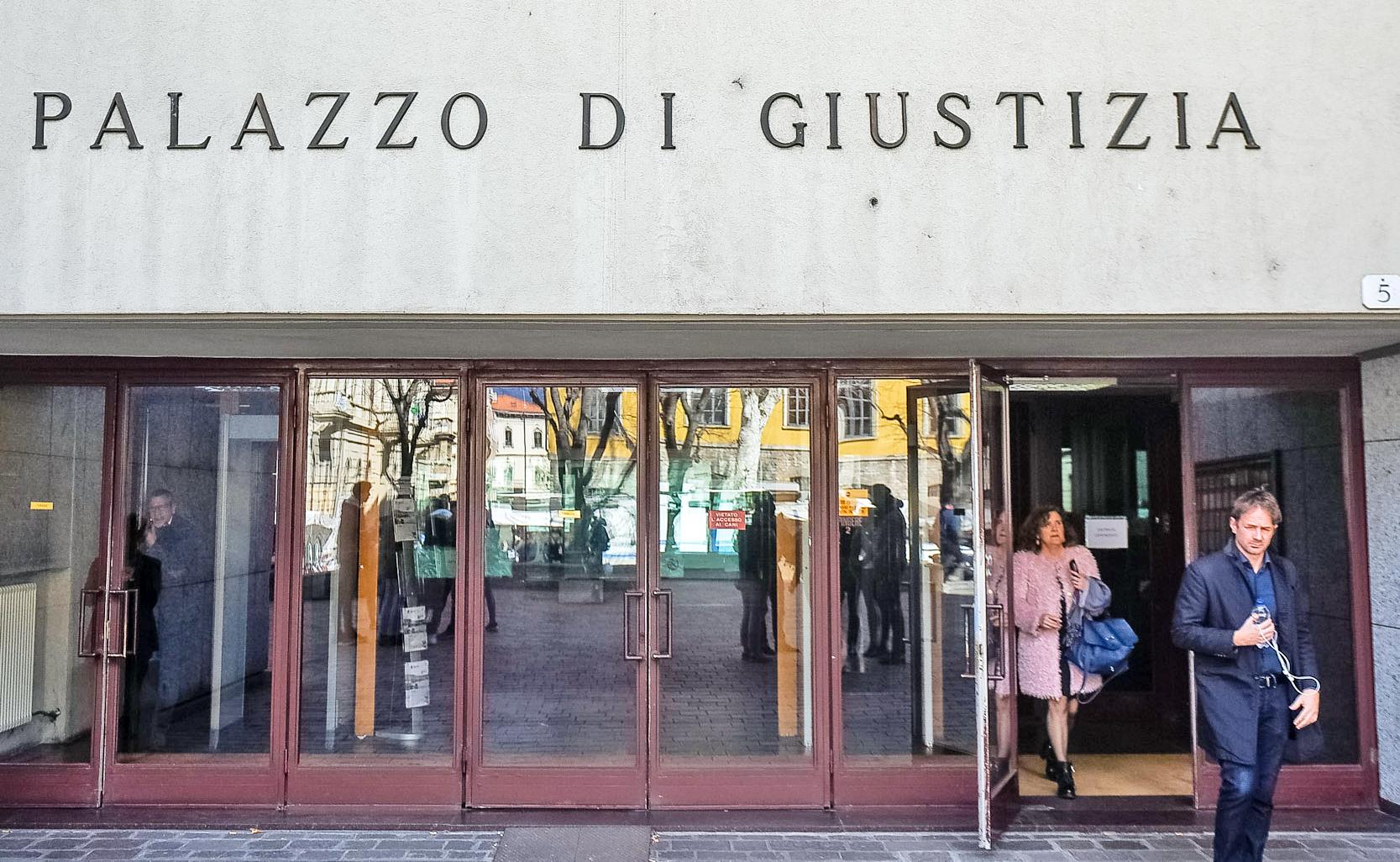 mariano comense accoltellò la ex compagna e diede fuoco alla casa otto anni di carcere da Ilgiorno.it mariano comense accoltellò la ex compagna e diede fuoco alla casa otto anni di carcere