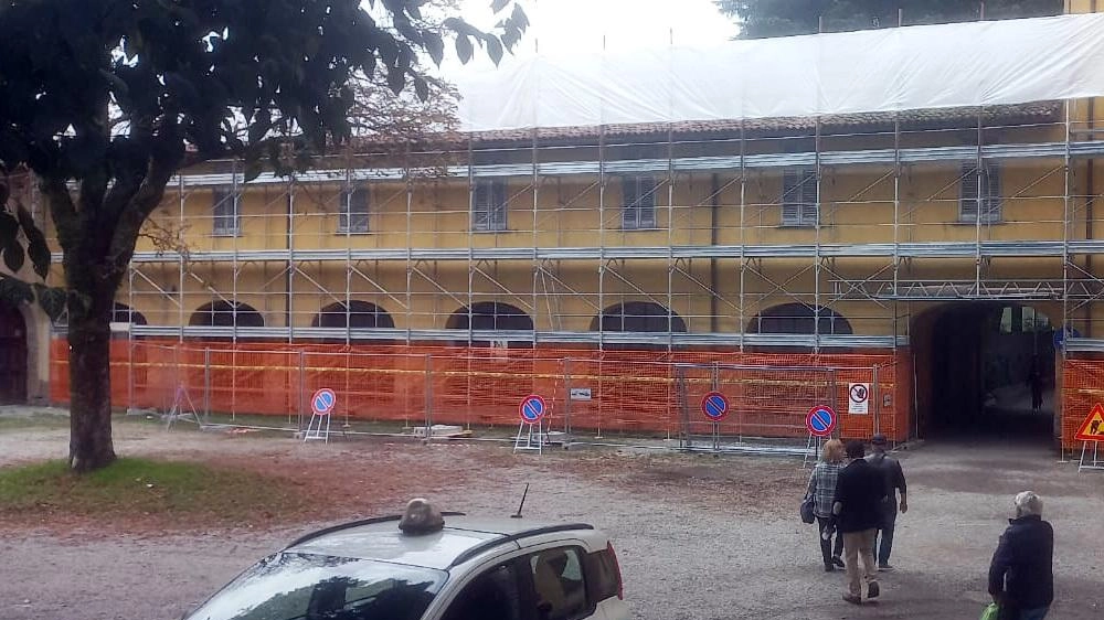 L’impatto viabilistico del cantiere per residenti cittadini e visitatori verrà man mano studiato con la polizia locale L’impatto viabilistico del cantiere per residenti cittadini e visitatori verrà man mano studiato con la polizia locale